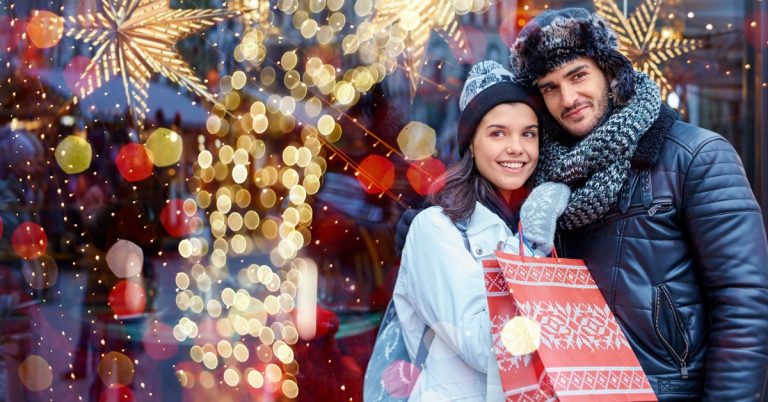 5 Ways to Propose at Christmas This Year