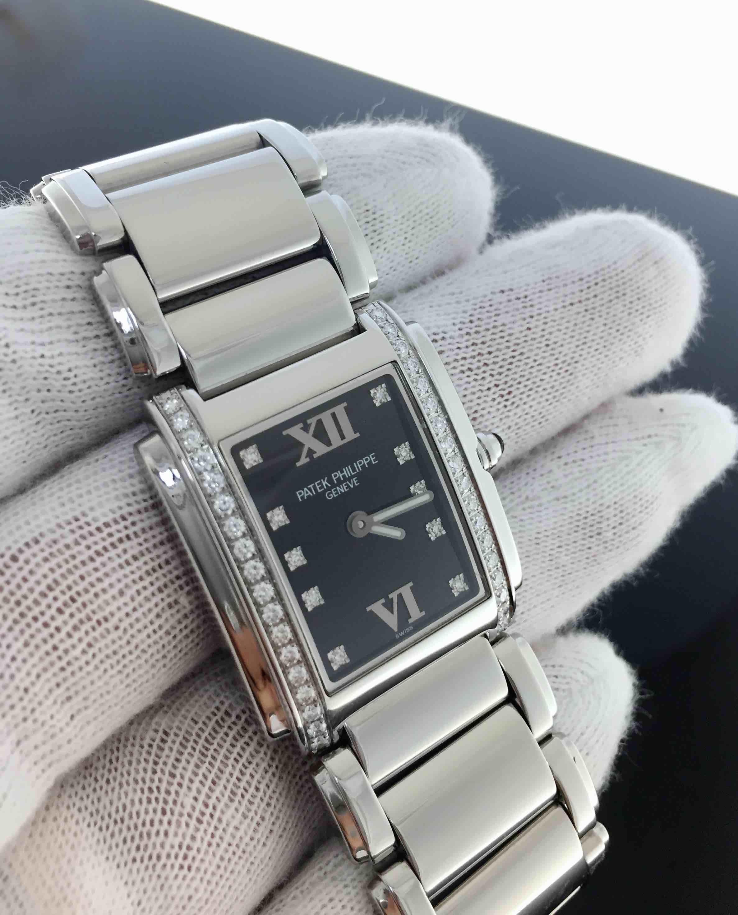 Women's Watches are an incredible holiday gift! Rolex MilgaussWomen's Watches are an incredible holiday gift! Patel Phillipe